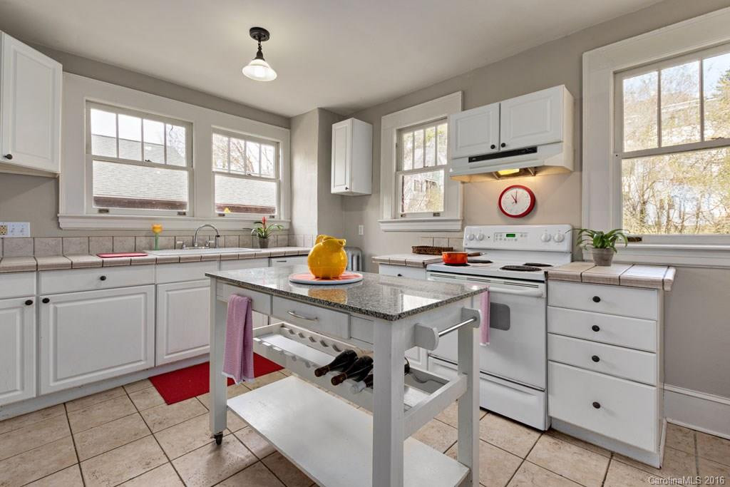 167 Edgewood Road - Photo 10