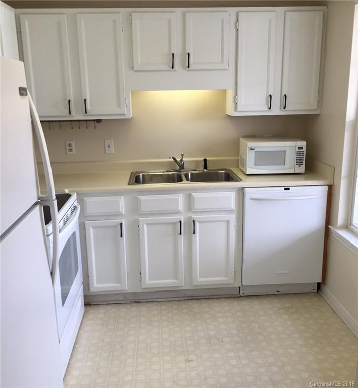 4504 Breakers Lane #4504 - Photo 12