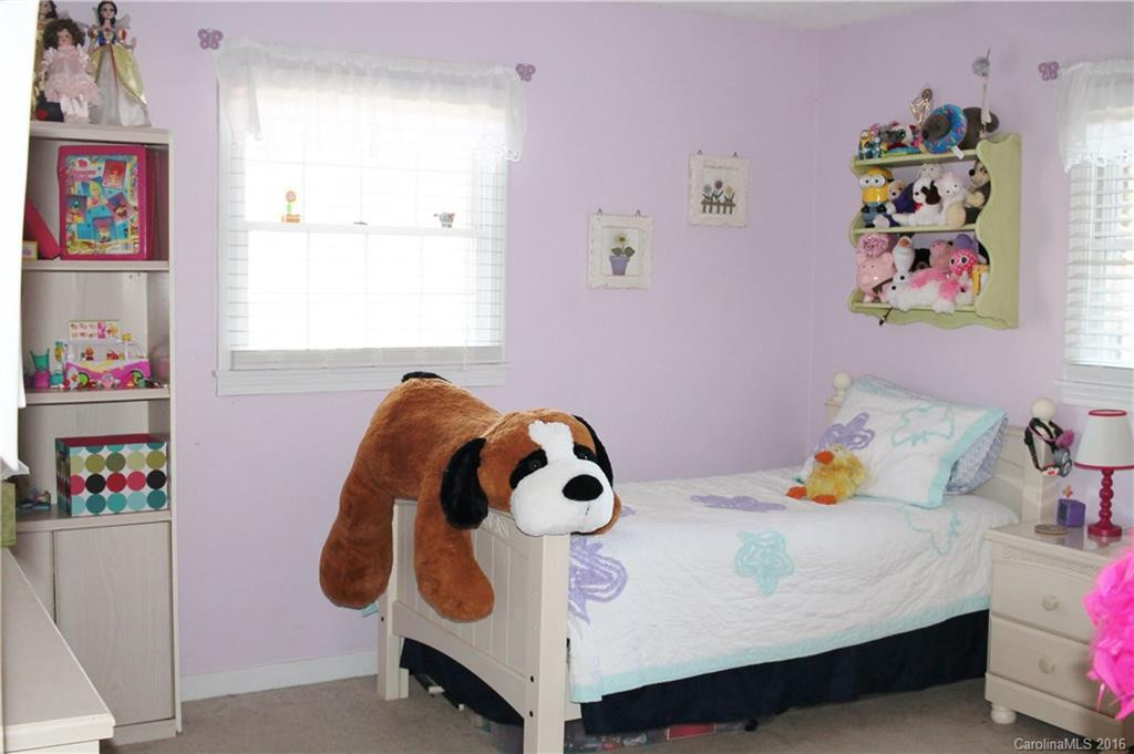 111 Bumont Drive - Photo 15