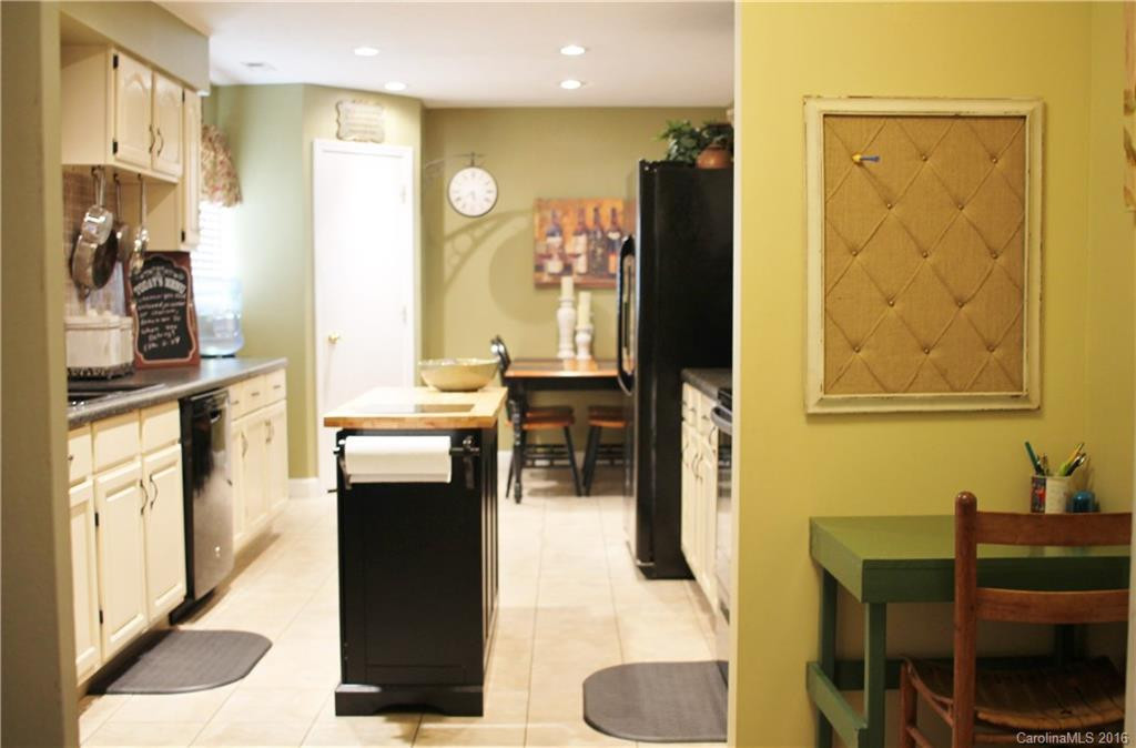 111 Bumont Drive - Photo 6