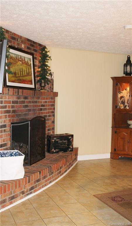 111 Bumont Drive - Photo 9