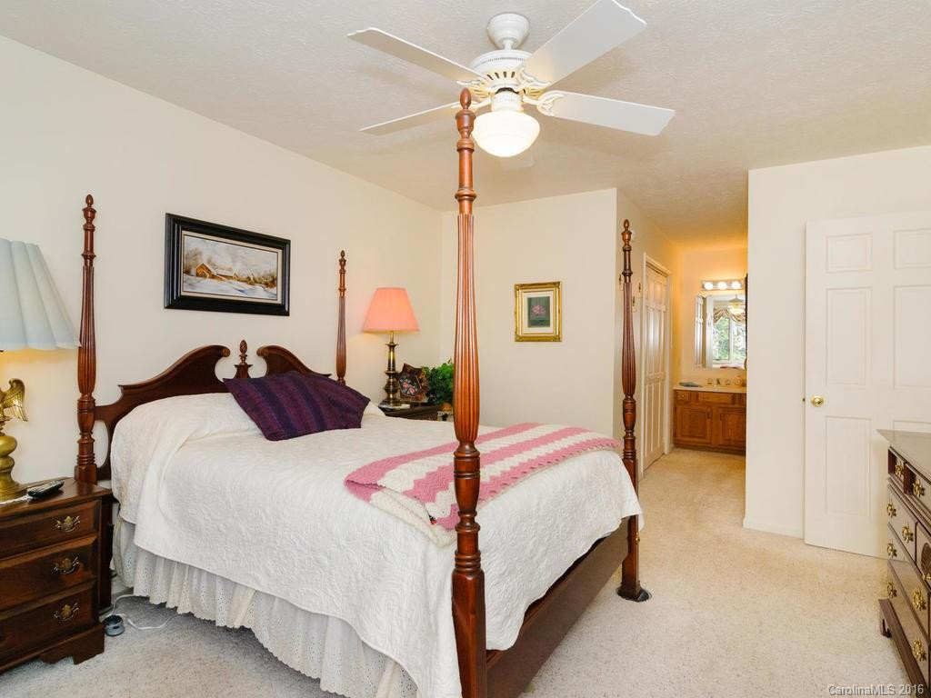151 Kalmia Terrace - Photo 13