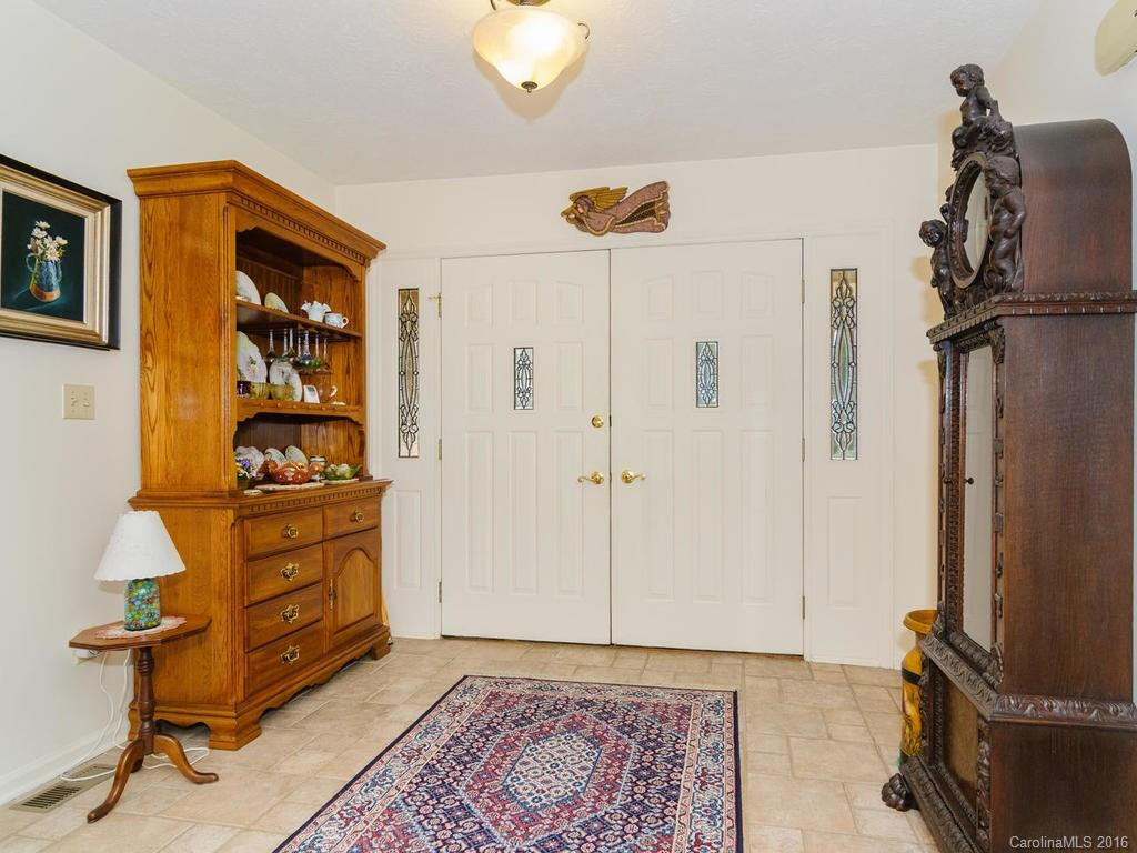151 Kalmia Terrace - Photo 3