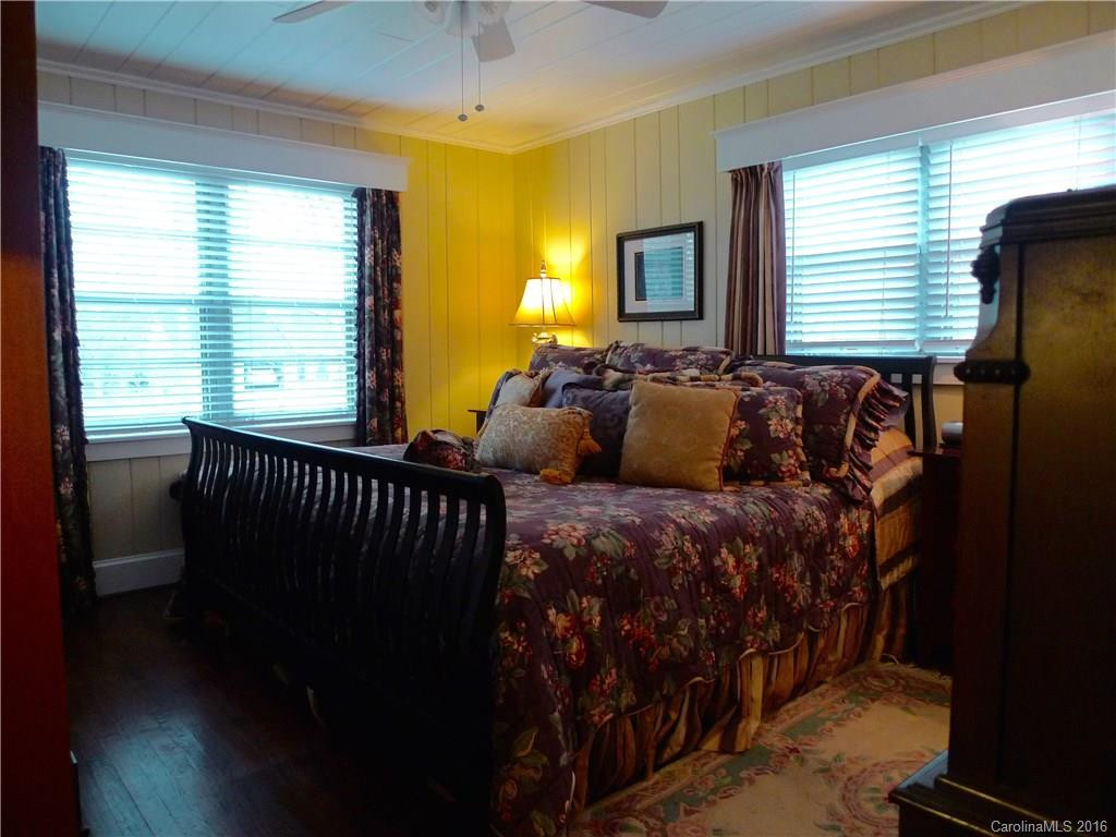 260 Fleming Drive - Photo 5