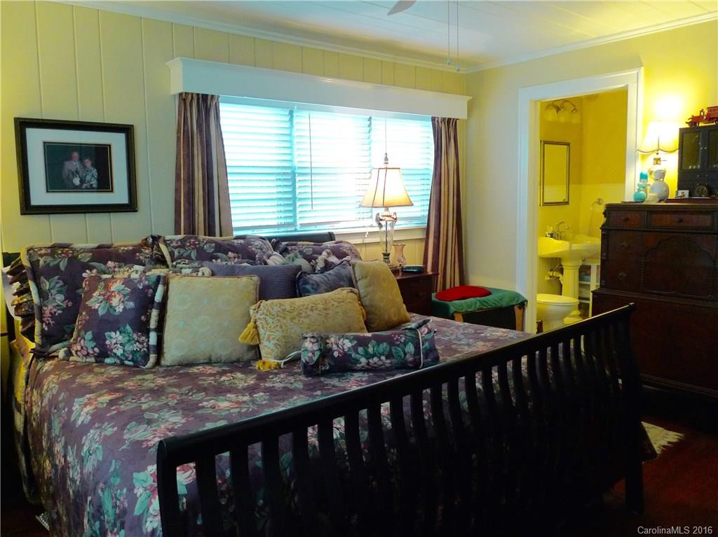 260 Fleming Drive - Photo 7