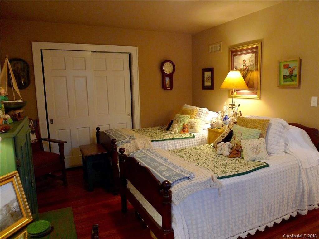 260 Fleming Drive - Photo 10