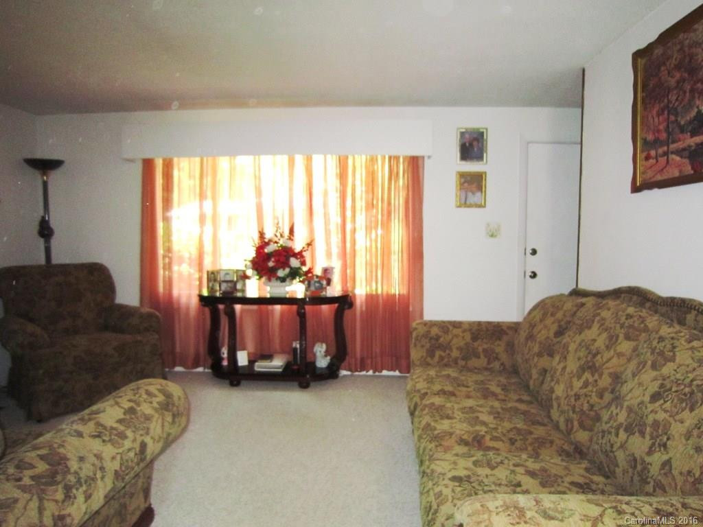 7 Morgan Boulevard - Photo 4