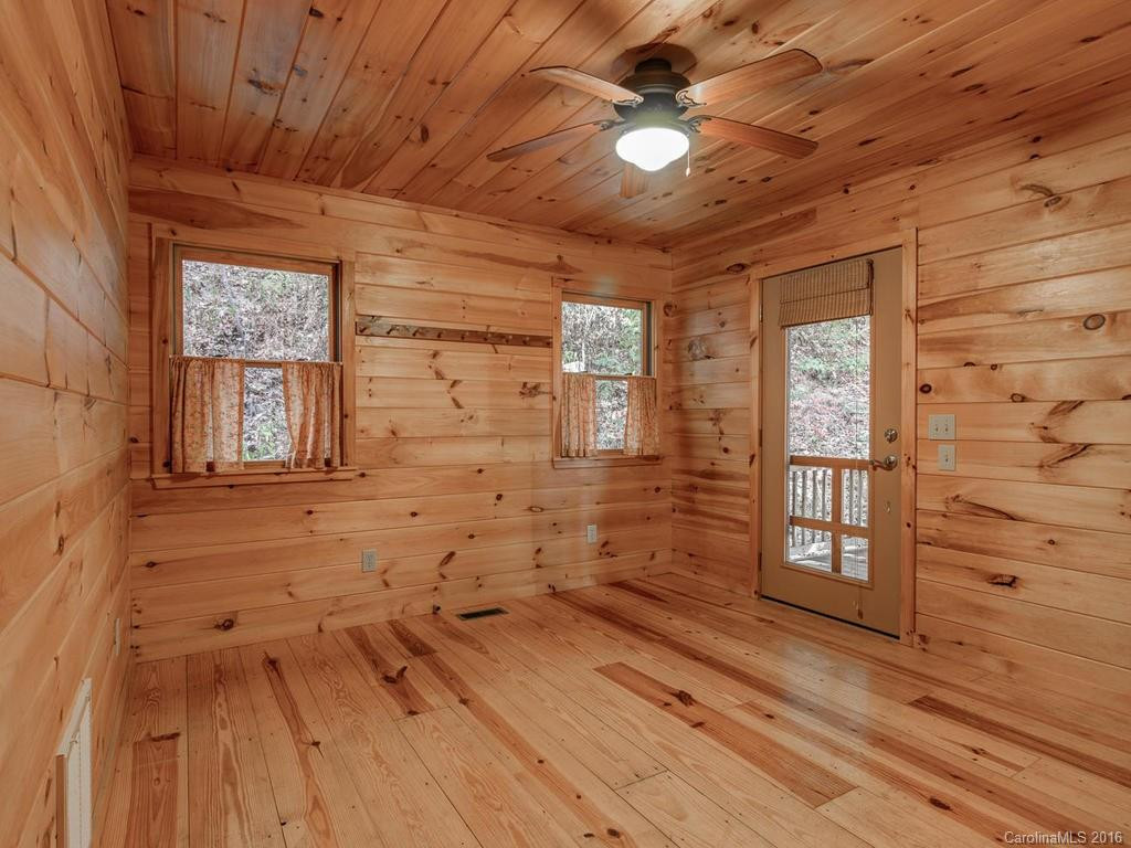 1307 Firefly Road - Photo 18