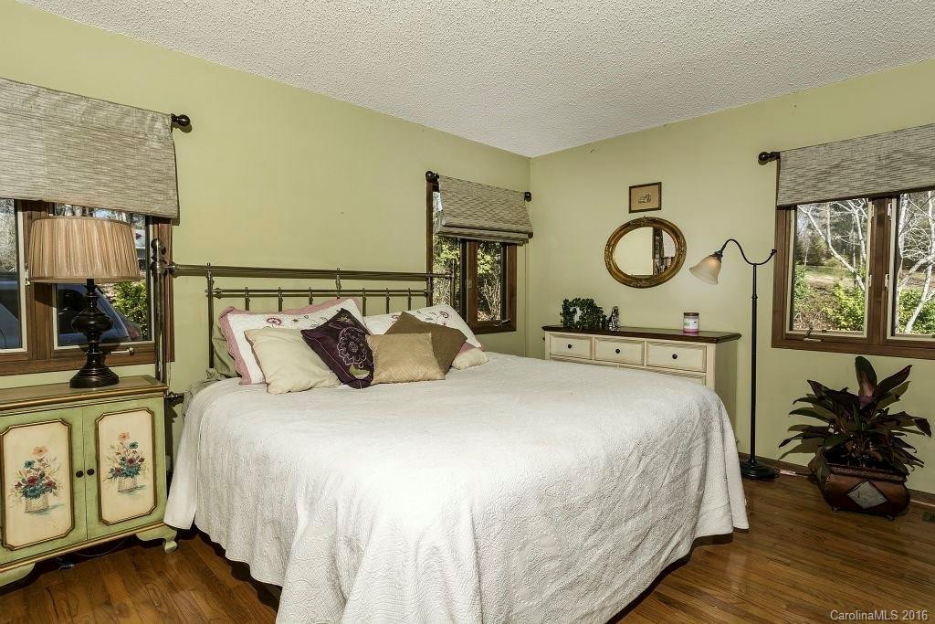 19 Mountain Brook Drive - Photo 7