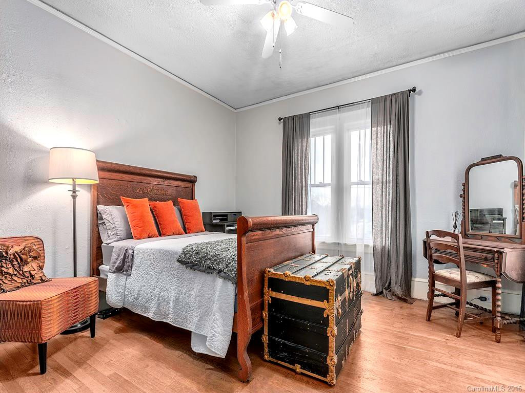 343 Fairview Road - Photo 11