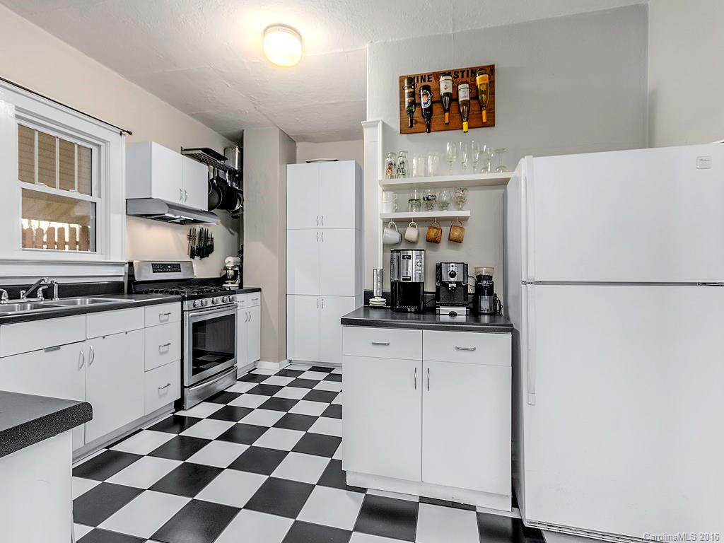 343 Fairview Road - Photo 7