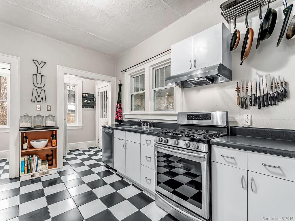 343 Fairview Road - Photo 8