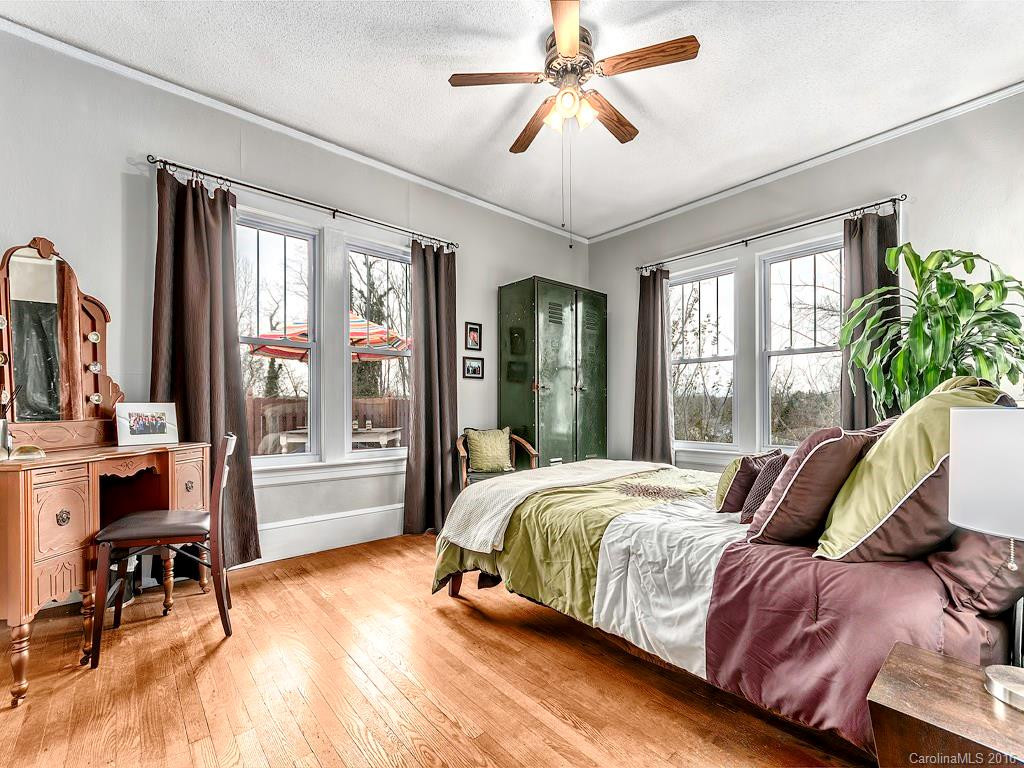 343 Fairview Road - Photo 9
