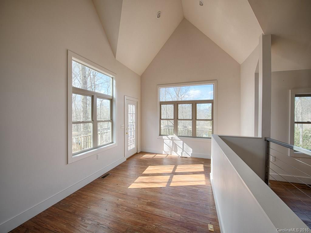 252 Fernwood Lane - Photo 2
