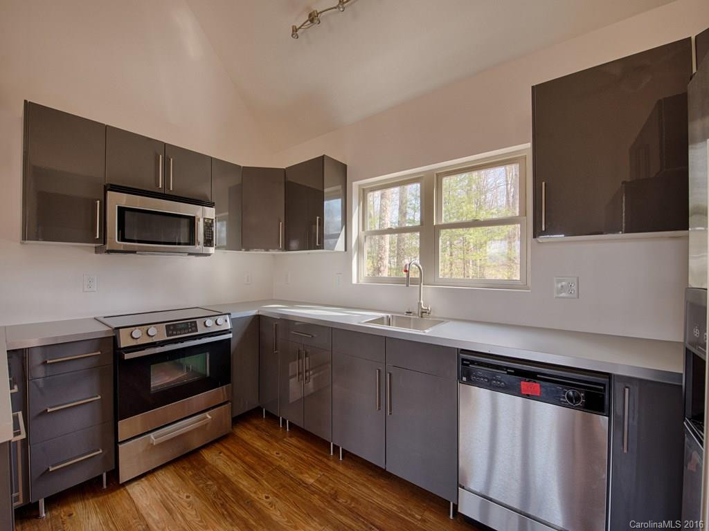 252 Fernwood Lane - Photo 10
