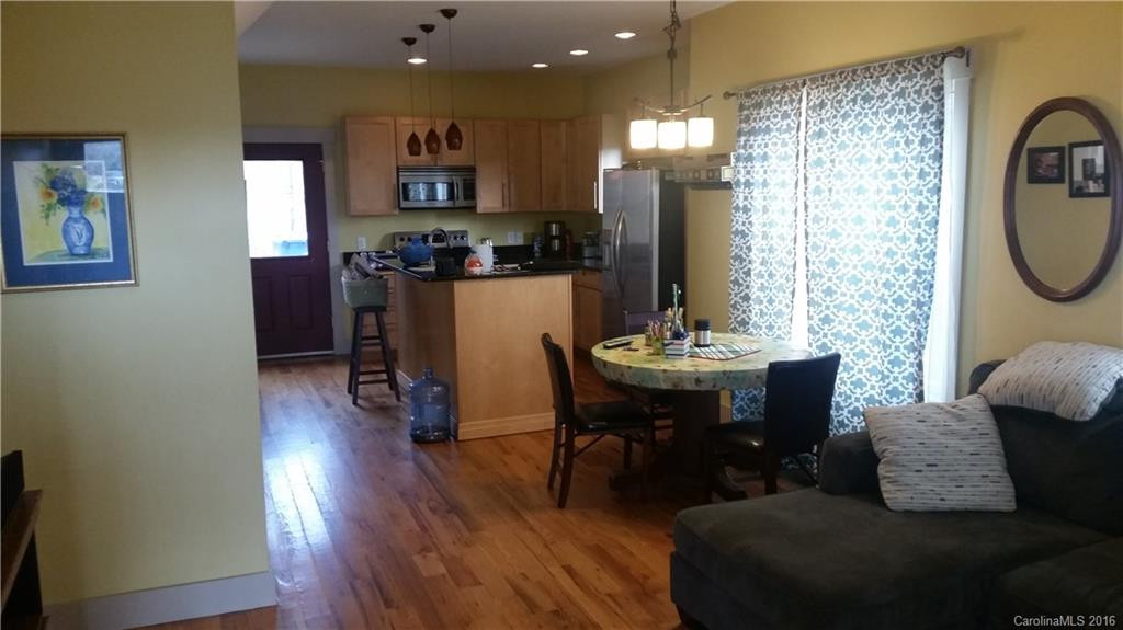90 Frances Street - Photo 4