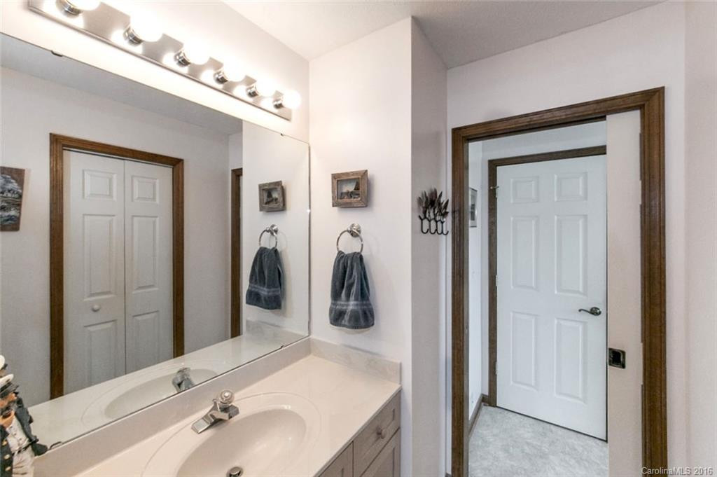 2300 Golf Club Court - Photo 11