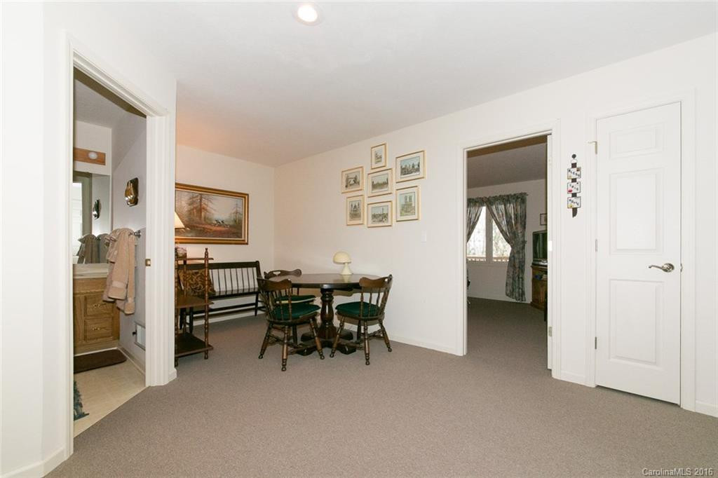 2300 Golf Club Court - Photo 17