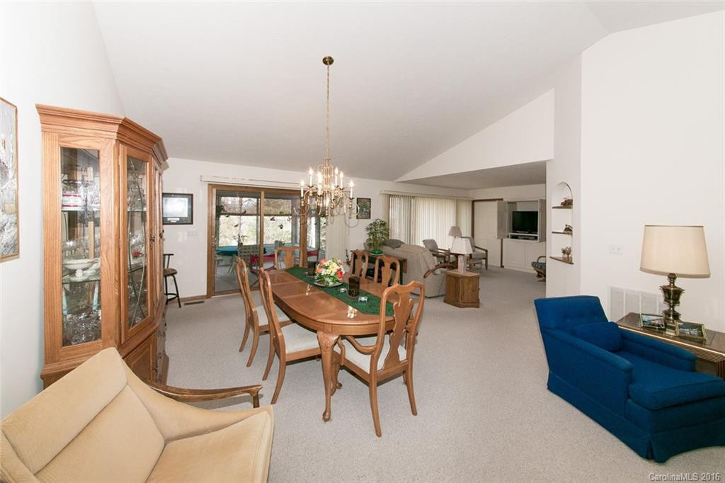 2300 Golf Club Court - Photo 3