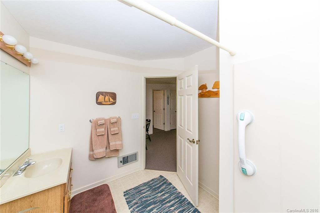 2300 Golf Club Court - Photo 21
