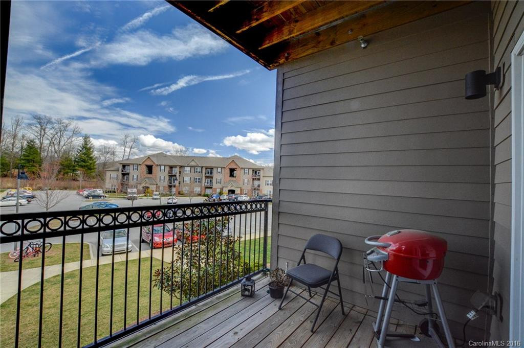 181 Brickton Village Circle #208 - Photo 2