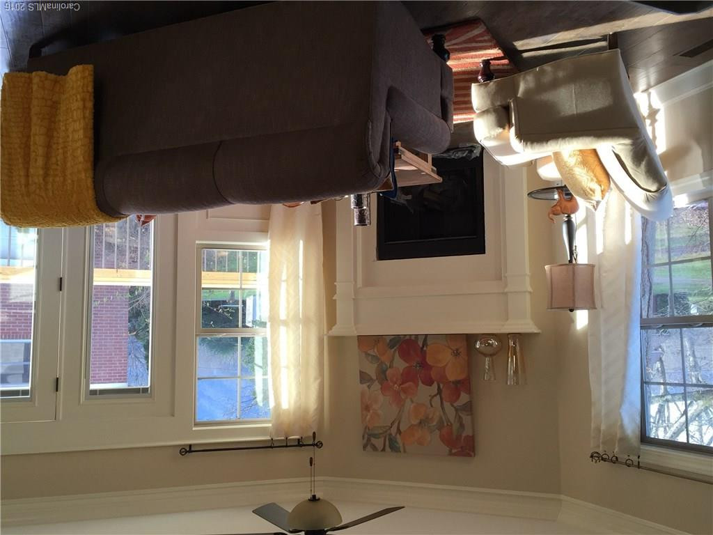 17 Tudor Way - Photo 14