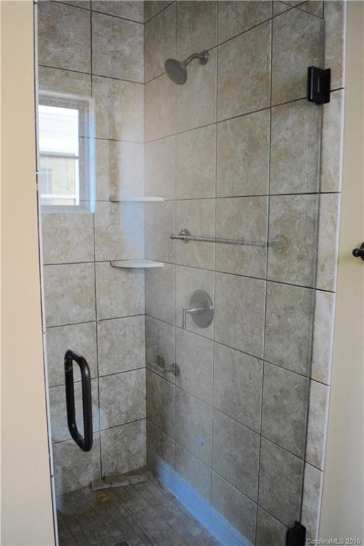 17 Tudor Way - Photo 4