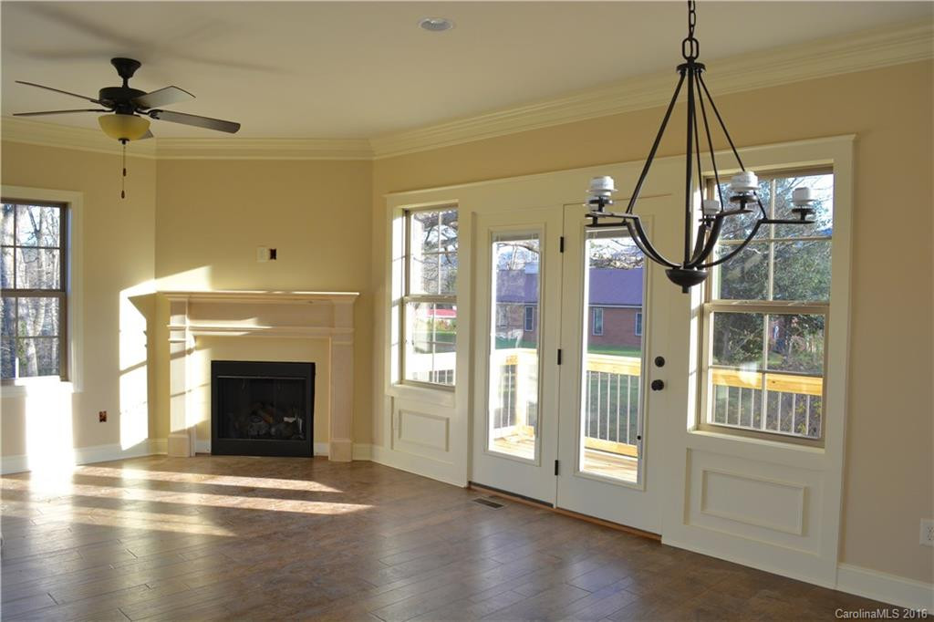 17 Tudor Way - Photo 9