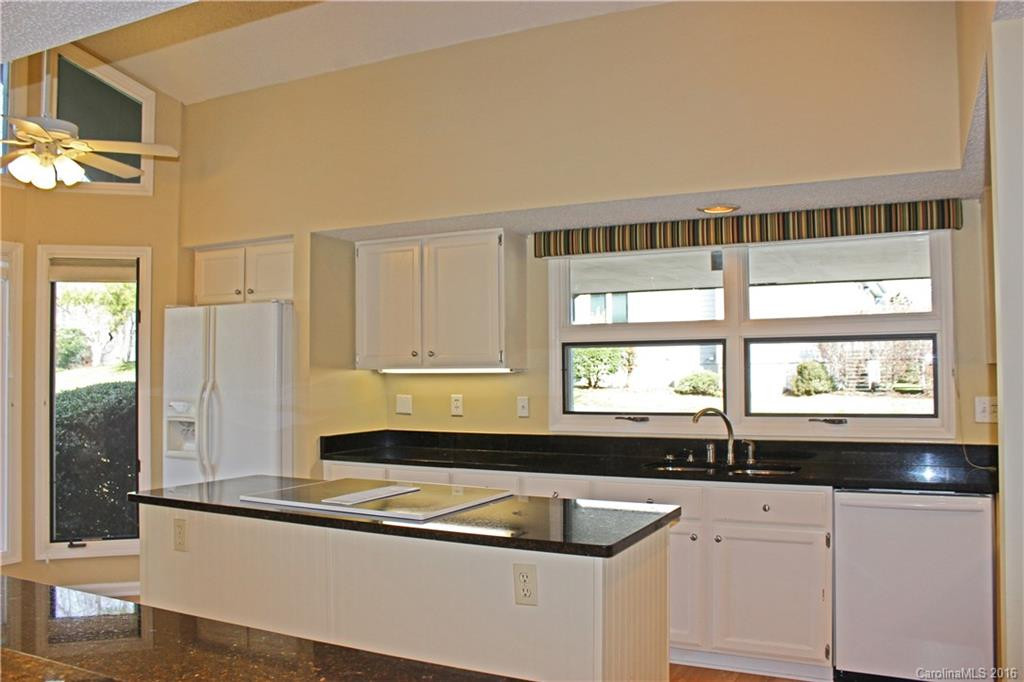 109 Highview Lane #109 - Photo 6