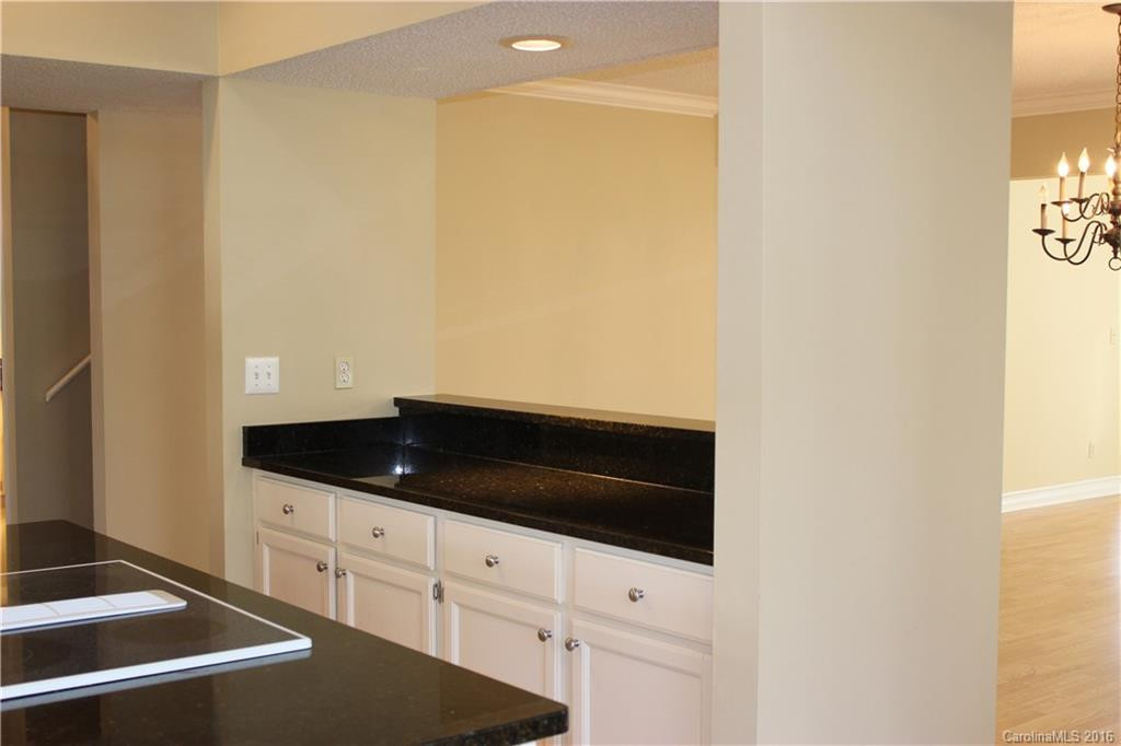 109 Highview Lane #109 - Photo 8
