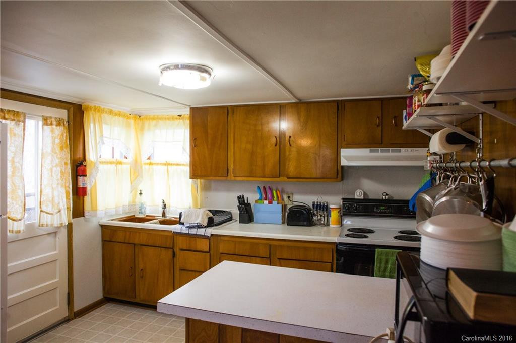 27 Ridgeway Drive - Photo 6
