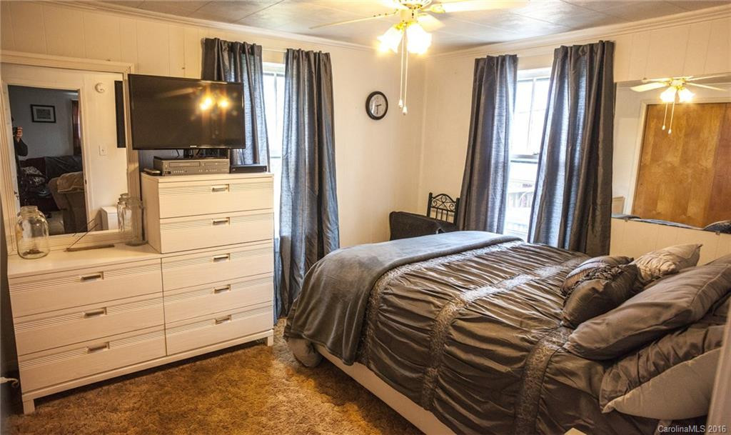 27 Ridgeway Drive - Photo 9