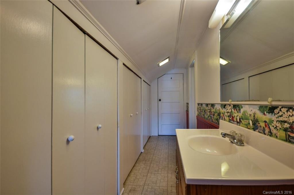 753 Lake Tahoma Road - Photo 18
