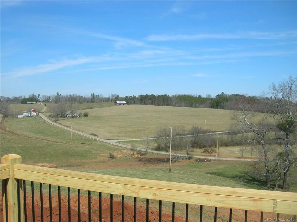 111 Ridgeview Road - Photo 4
