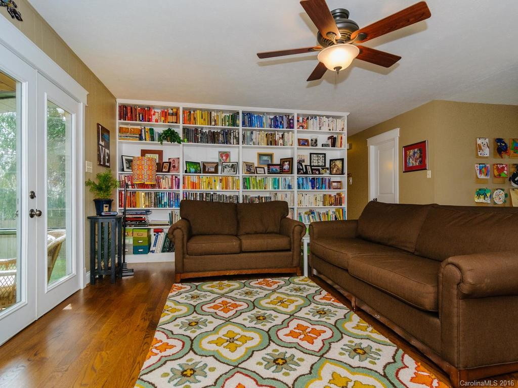 7 Overlook Court - Photo 11