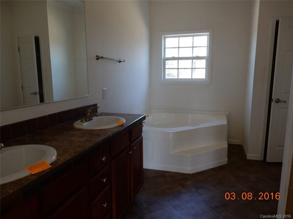 27 Silver Woods Lane - Photo 12
