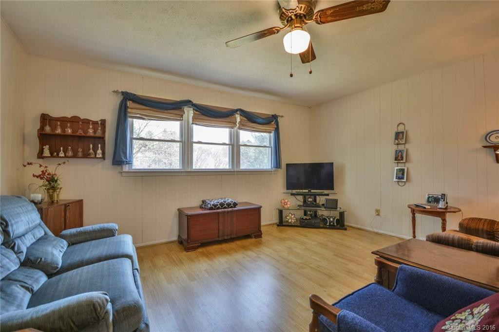 225 School Road - Photo 11