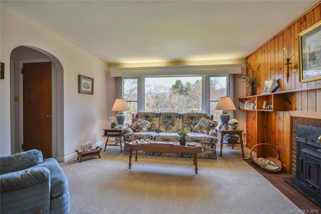 225 School Road - Photo 4