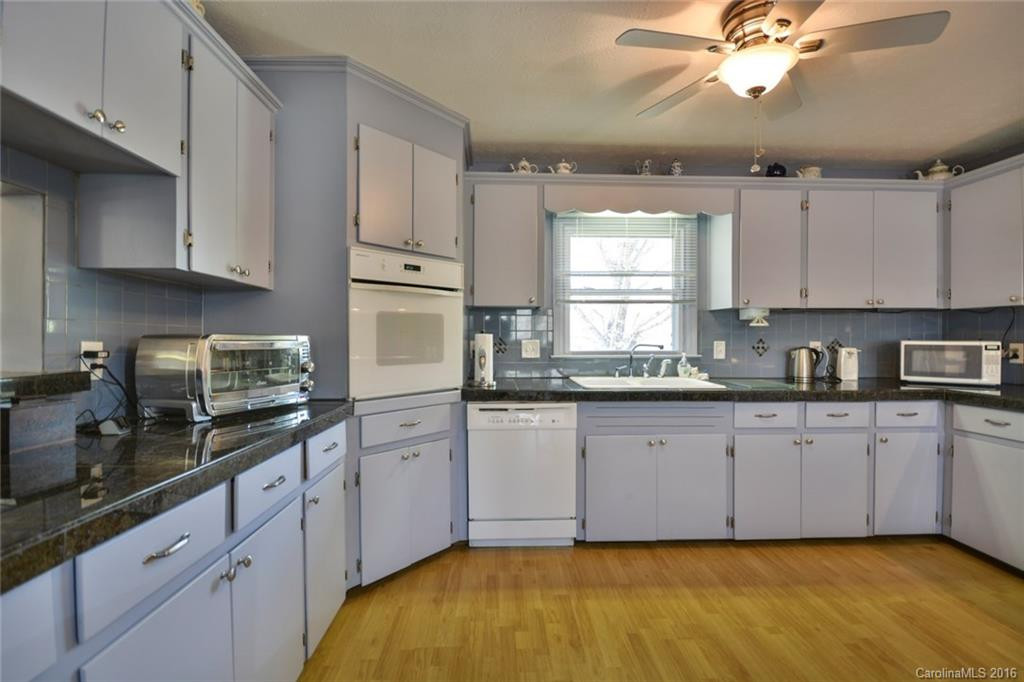 225 School Road - Photo 9