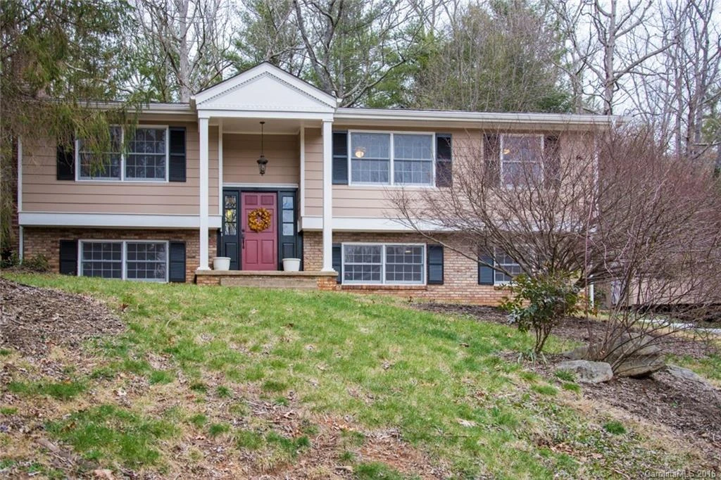 33 Brookcliff Drive