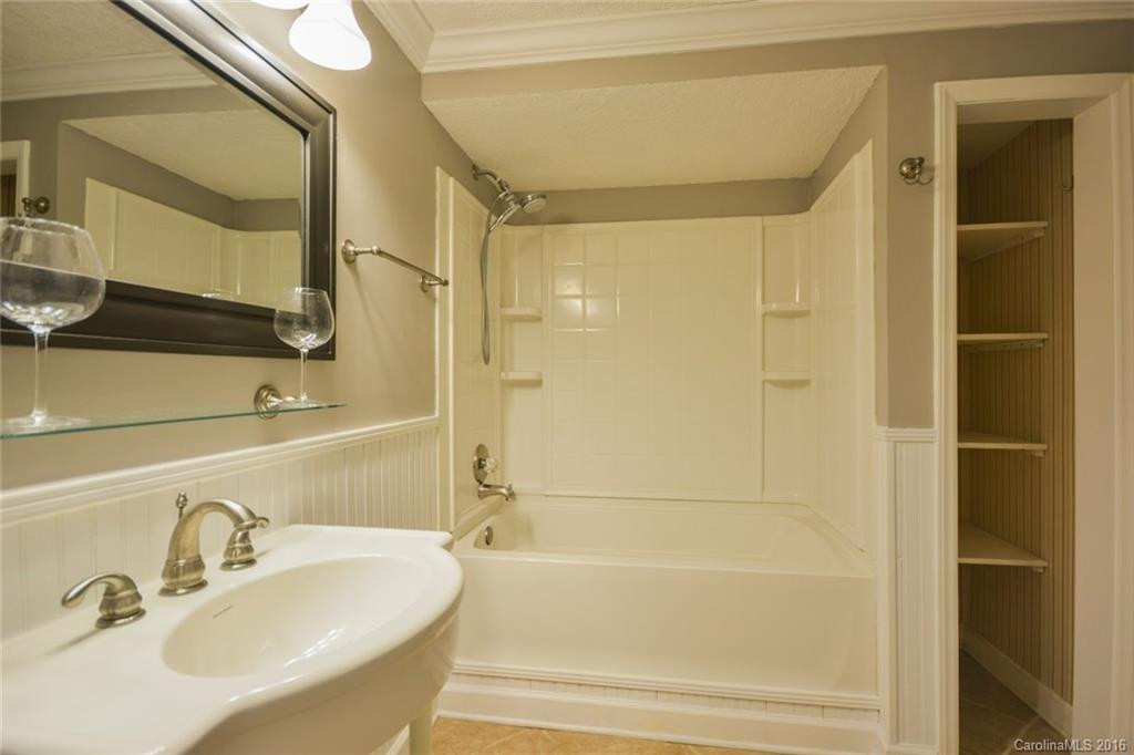 33 Brookcliff Drive - Photo 13