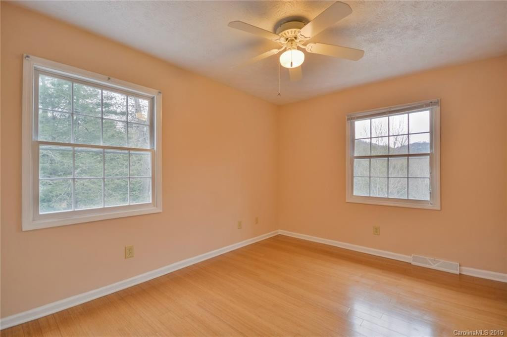 33 Brookcliff Drive - Photo 15