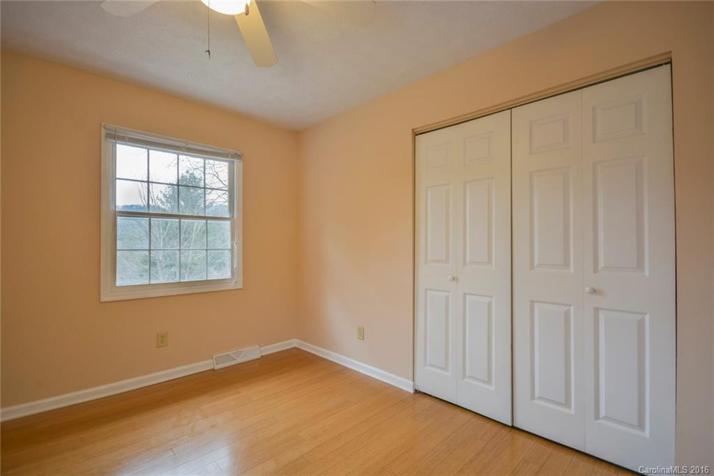 33 Brookcliff Drive - Photo 16