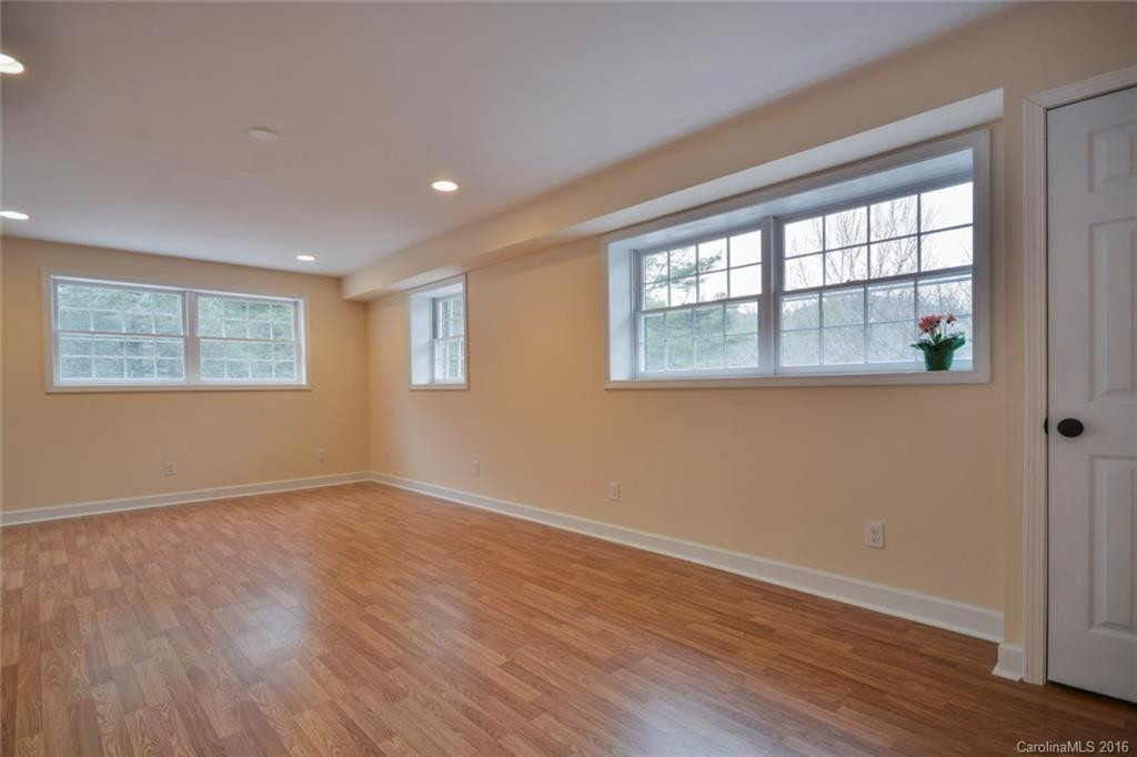 33 Brookcliff Drive - Photo 17