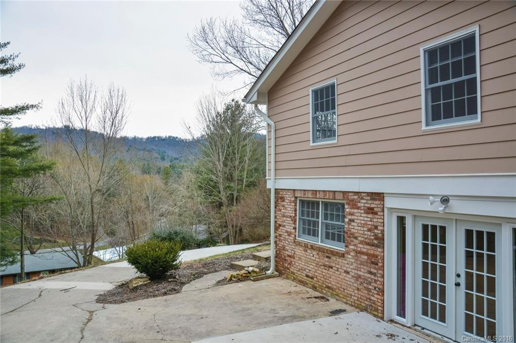 33 Brookcliff Drive - Photo 4