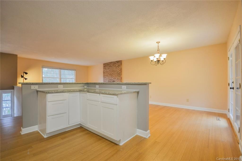 33 Brookcliff Drive - Photo 7