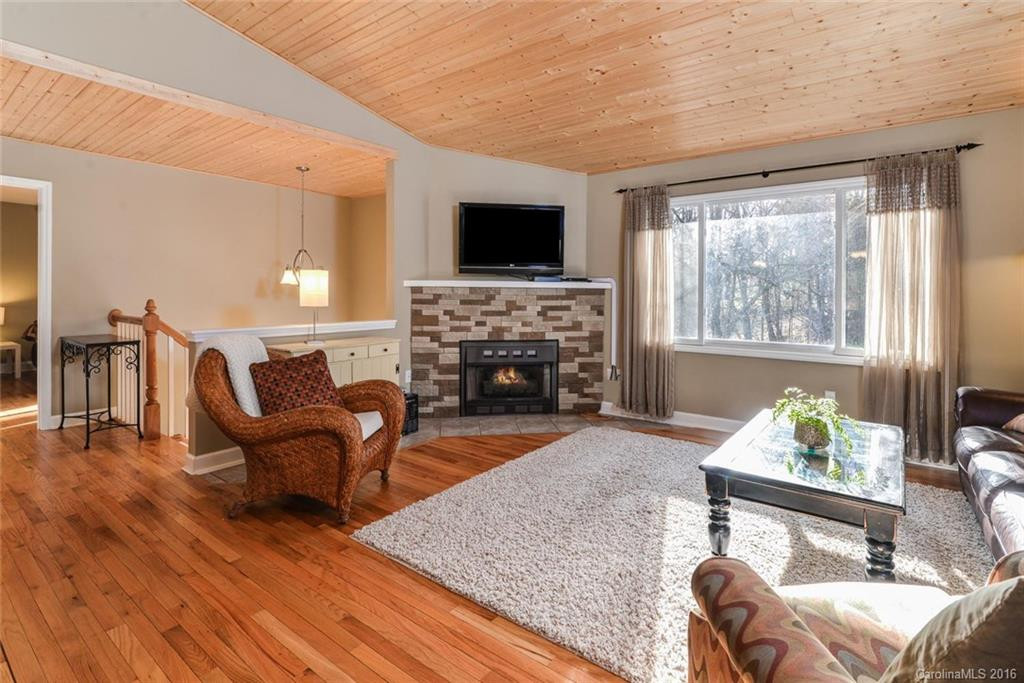 16 Mountain Brook Drive - Photo 3