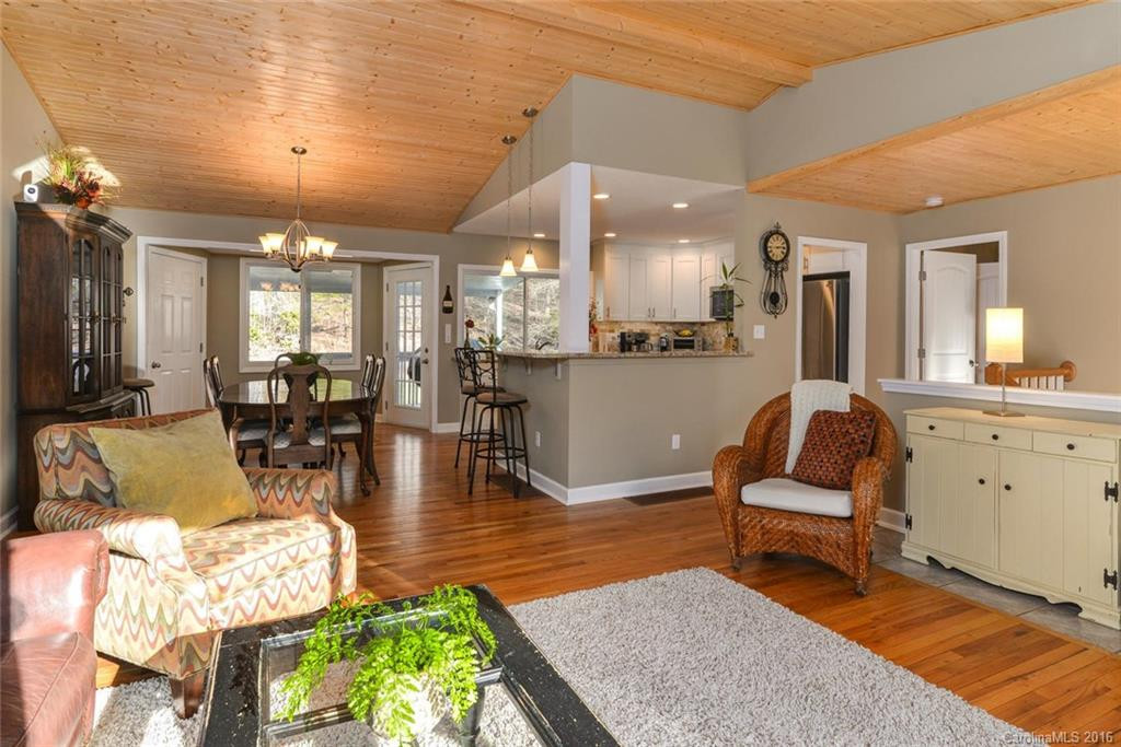 16 Mountain Brook Drive - Photo 4