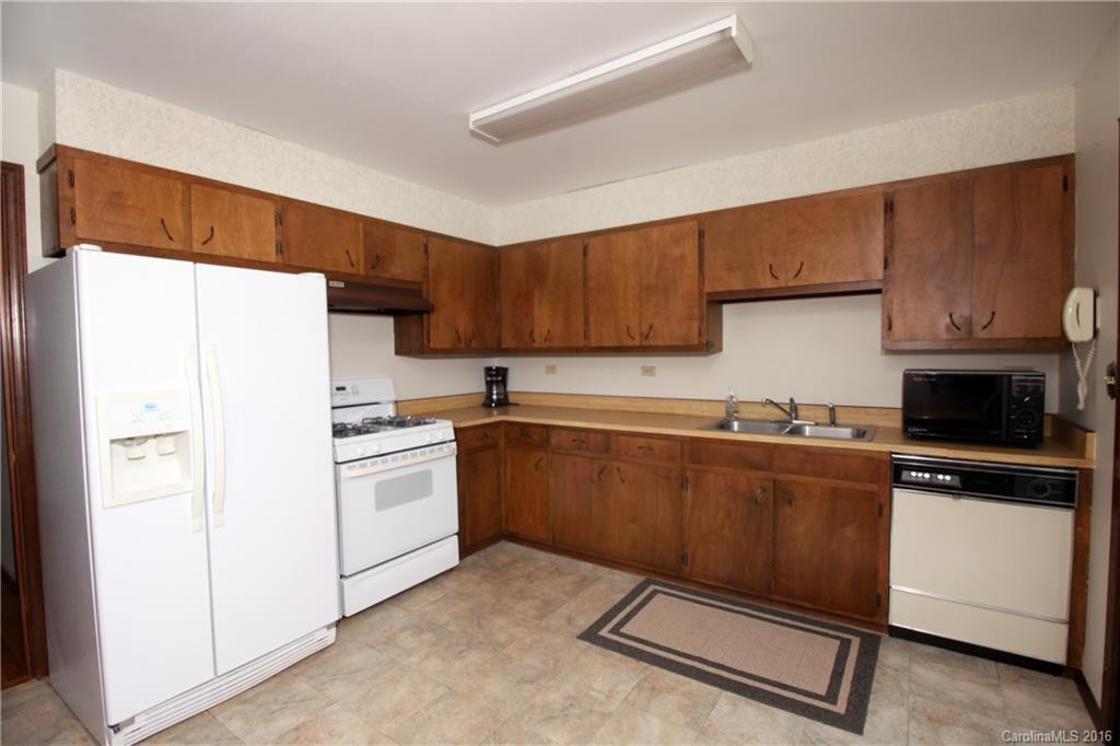 50 Crystal Creek Drive - Photo 18