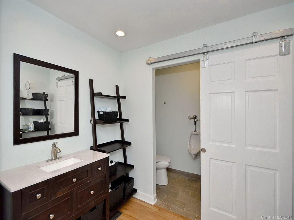 35 Oak Hollow Drive - Photo 11